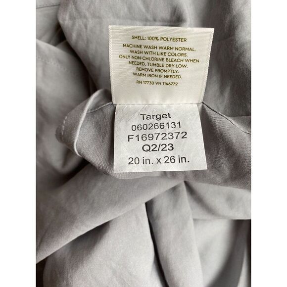 Threshold Crinkle Stitch Pillow Case Set - Picture 4 of 5